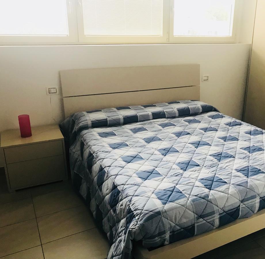 Gilda E Vesuvio Apartment Bergamo Luaran gambar